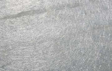 Pullyernan laminate fibreglass or shingles?